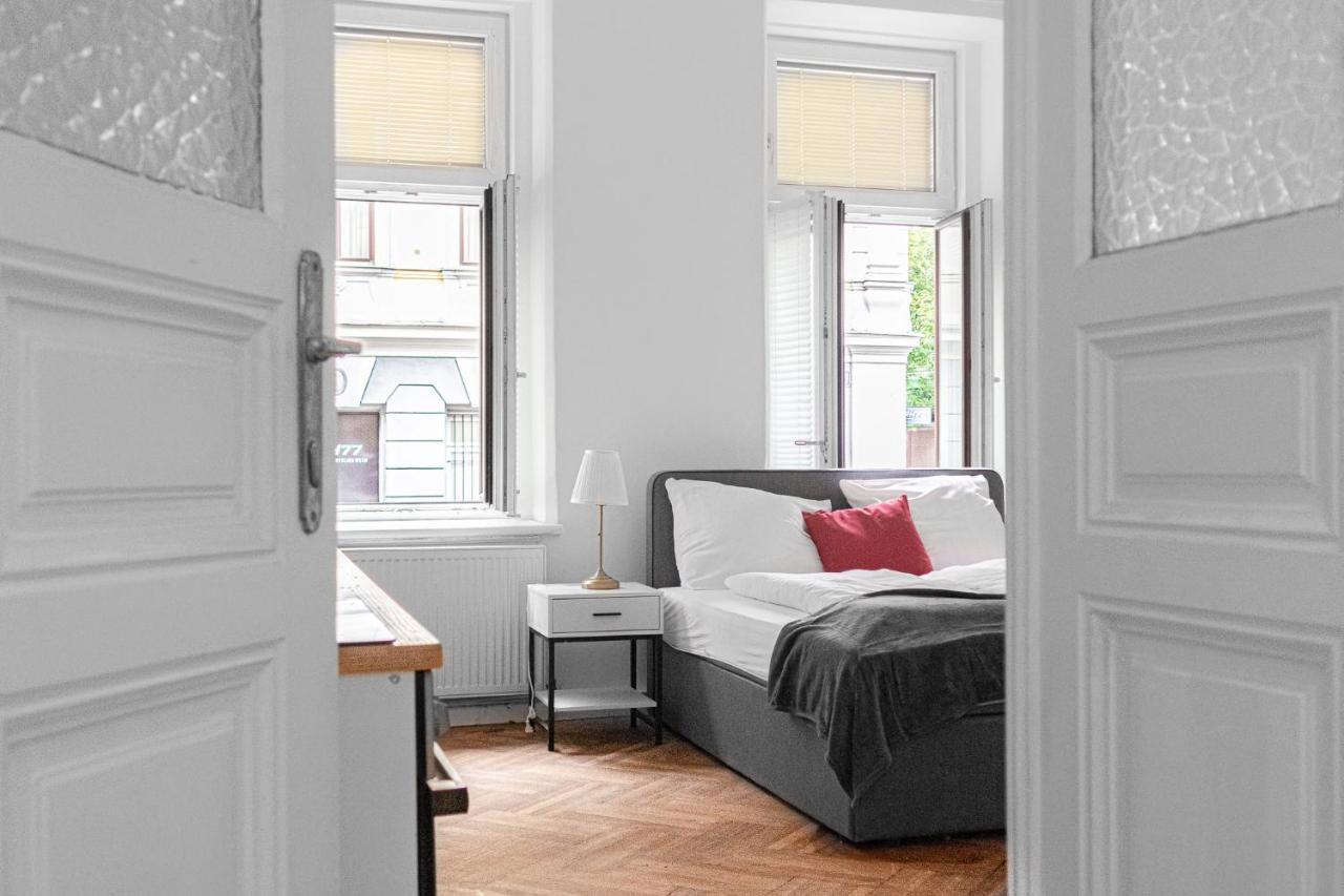 Classy 2Br Apt. W/ Exclusive Location Near Akh Vienna Exterior photo