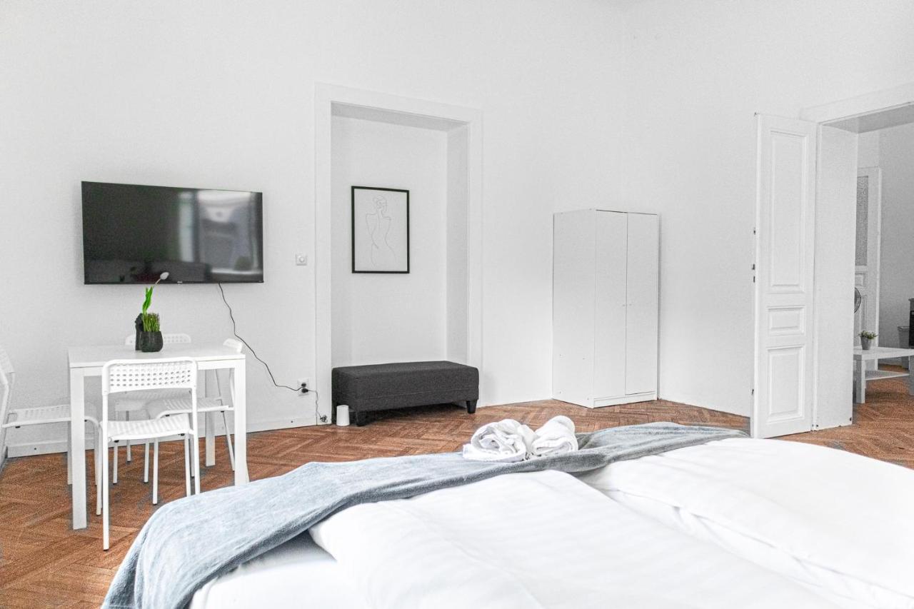 Classy 2Br Apt. W/ Exclusive Location Near Akh Vienna Exterior photo