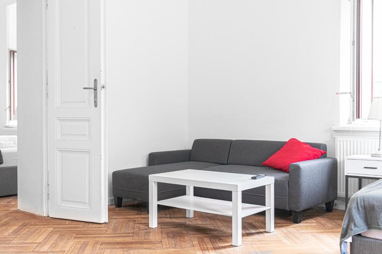 Classy 2Br Apt. W/ Exclusive Location Near Akh Vienna Exterior photo
